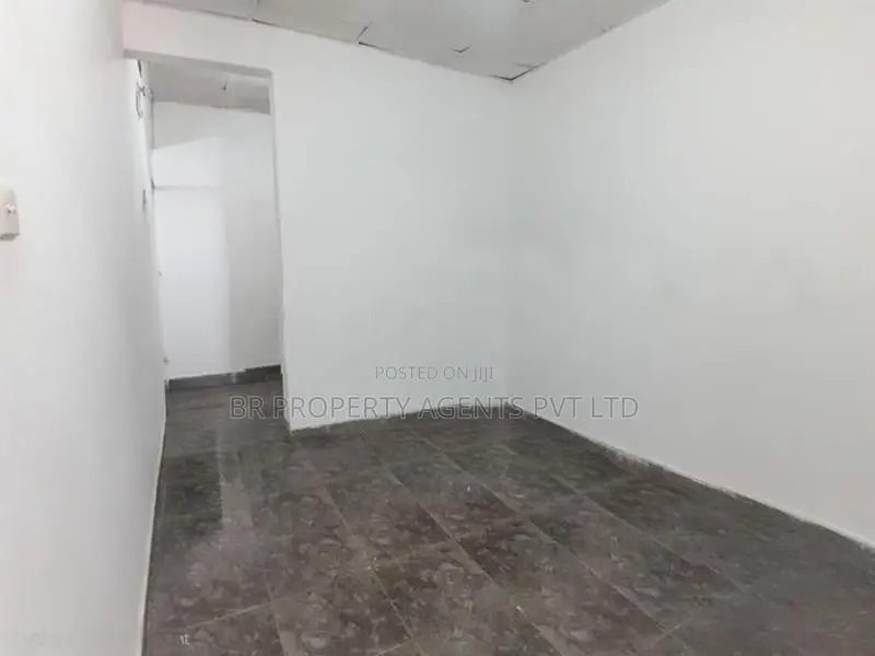 Single Story House for Sale in Wellampitiya