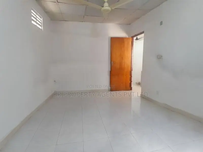 Single Story House for Sale in Wellampitiya