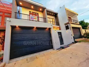 පිලියන්දලින් අලුත්ම ප්‍රමිතිමත් දෙමහල් නිවසක් විකිණීමට