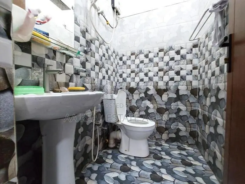 Two Storey House for Sale in Wellampitiya