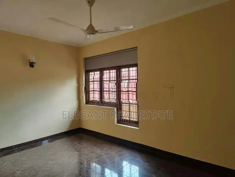 04 Bedroom Unfurnished House for Rent in Colombo 05 (A6546)