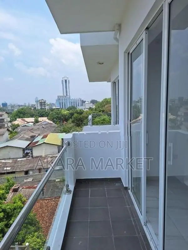 Aston Residency - Unfurnished Apartment for Sale Colombo 05