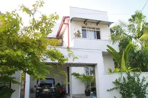 All Rooms A/C House For Sale Habarakada