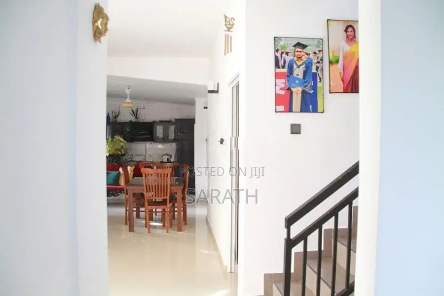 All Rooms A/C House For Sale Habarakada
