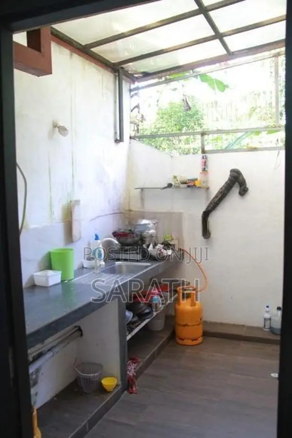 All Rooms A/C House For Sale Habarakada