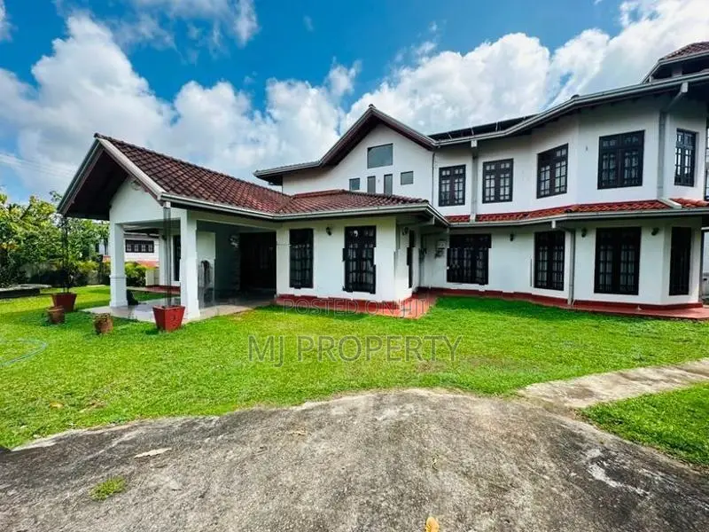 ( YS-1137) Valuable Two Storey House Sale in Malabe