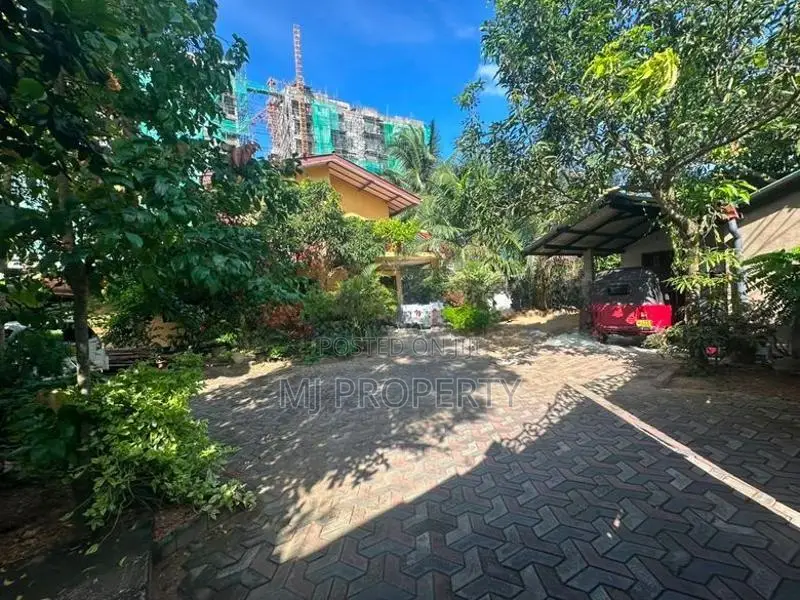 ( YS-1136) Valuable Two Storey House Sale in Kottawa