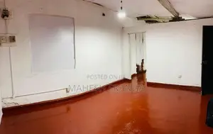 Moratuwa ‍යාබද කාමර දෙකක් කුලියට දීමට