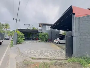 10 Perch Land with Ongoing Car Wash – Thalawathugoda