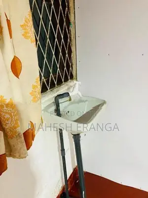 Moratuwa ‍යාබද කාමර දෙකක් කුලියට දීමට