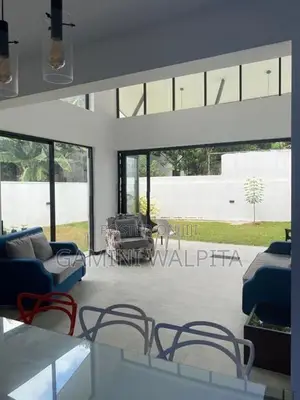 Spacious 4-Bedroom Modern House for Rent – Thalawathugoda