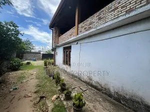 Rathmalana Borupana Near Sirasa 15 Perches Land for Sale
