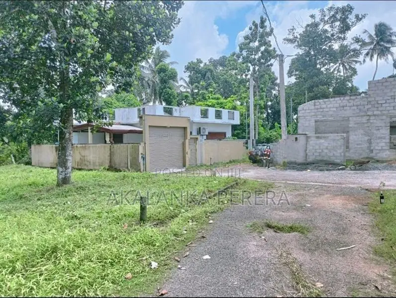 Land for sale in Polgasowita
