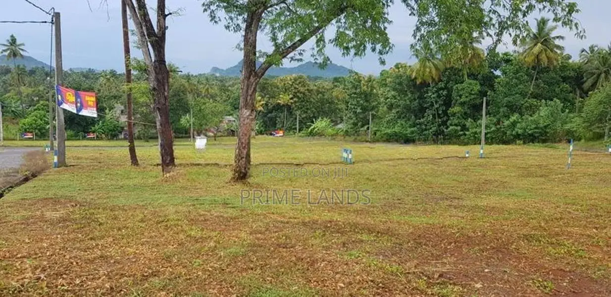 මැල්සිරිපුර නේවාසික බිම් කොටස් විකිණීමට