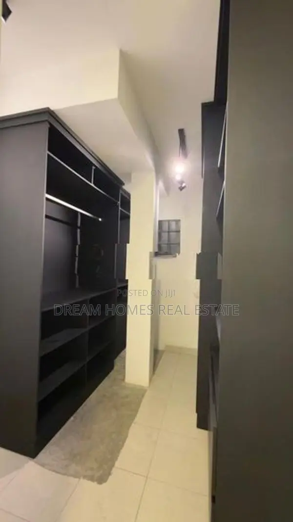 Modern Luxury 2-Story House with Plunge Pool – Moratuwa
