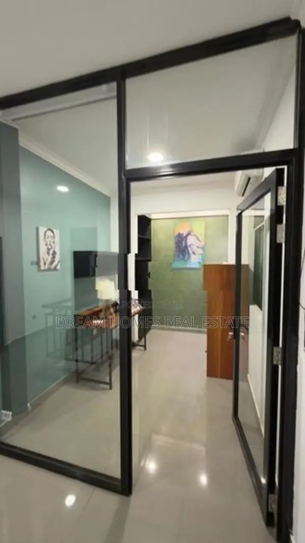 Modern Luxury 2-Story House with Plunge Pool – Moratuwa