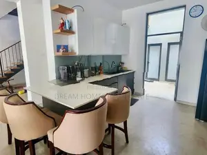 Modern 3-Storey House for Sale – Aththidiya, Dehiwala