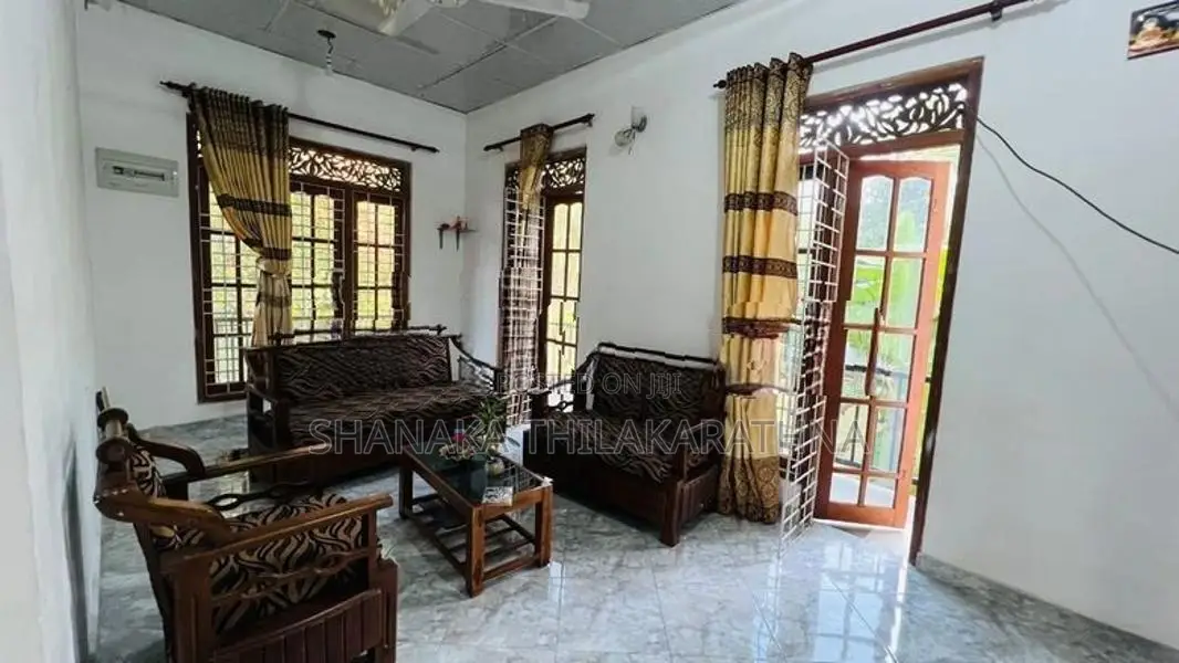 House for Sale in Thulhiriya – 20 Perches