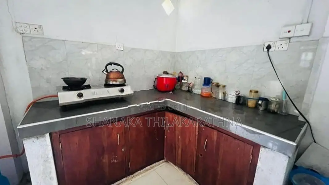 House for Sale in Thulhiriya – 20 Perches