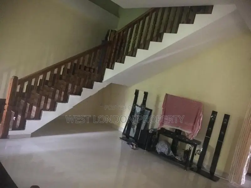 Homagama – Pitipana | Two-Storey House for Sale