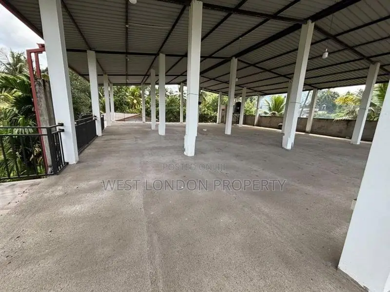 Kaduwela – Dedigamuwa | Commercial Building for Rent