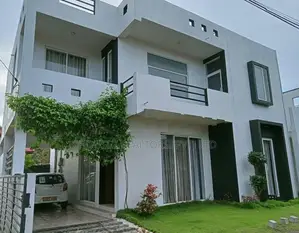 Modern 4BR House for Sale – Rawathawatta, Moratuwa