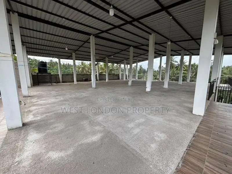 Kaduwela – Dedigamuwa | Commercial Building for Rent