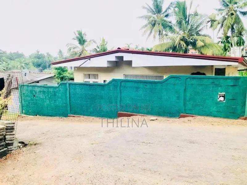 Land with House for Sale Kottawa