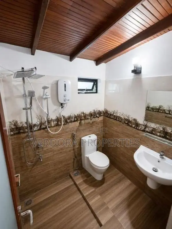 Hospitality House for Sale Daranagama Biyagama