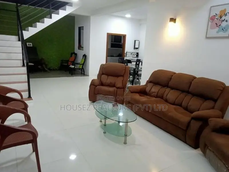 Modern 4BR House for Sale – Rawathawatta, Moratuwa