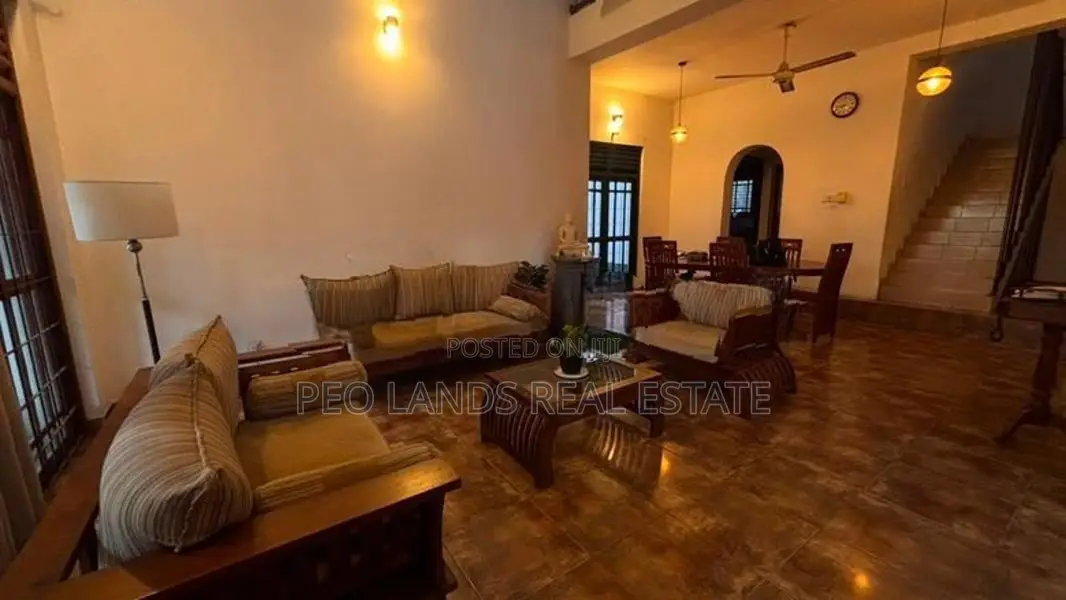 (AH237) Spacious Two Storey House for Sale in Homagama