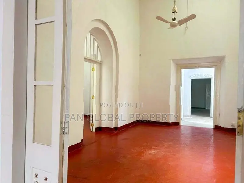 Bungalow for Sale in Galle Fort