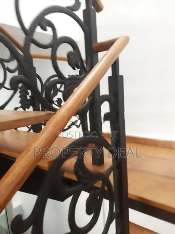 The Monarch Penthouse for Rent – Colombo 03 - PDA284