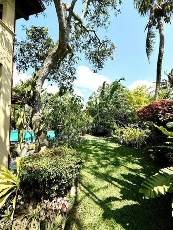 5-Bedroom Luxury House – Moratuwa