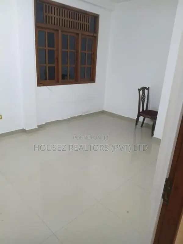 4 Br Two-Story House for Sale – Dehiwala