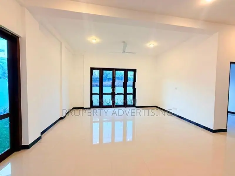 Mount Lavinia 5 BR Brand New House for Sale