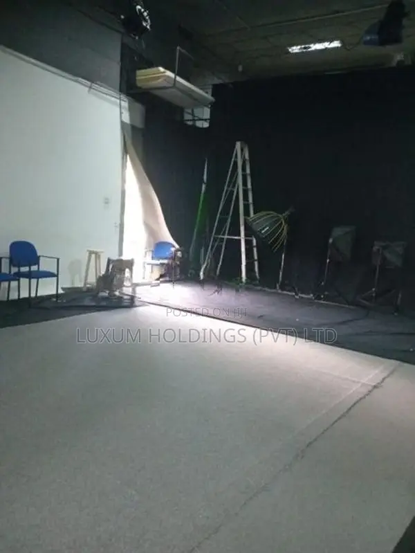 Office/Restaurant For Rent Facing Pagoda Road Pitakotte [ 2206C ]