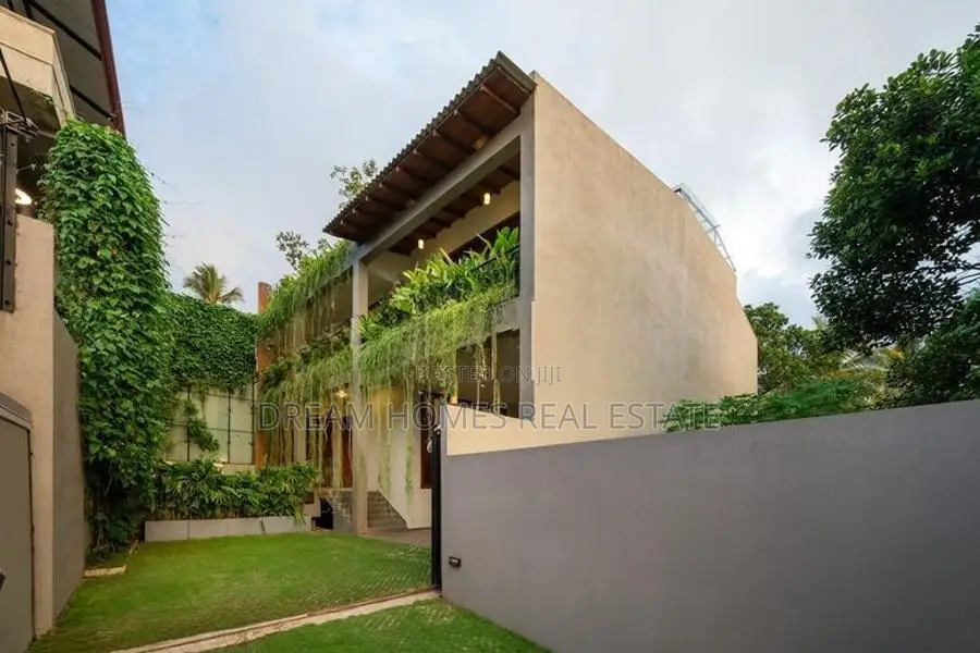 Super Luxury House for Sale – Battaramulla