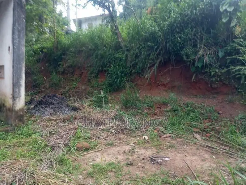Land in Gampola Town Area