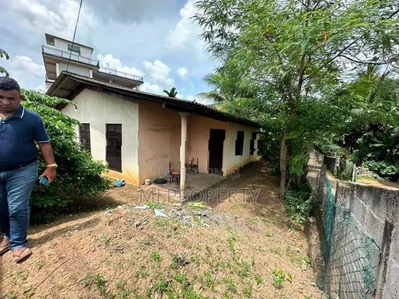 ( YS-1121) Valuable Residential Bare Land Sale in Kottawa