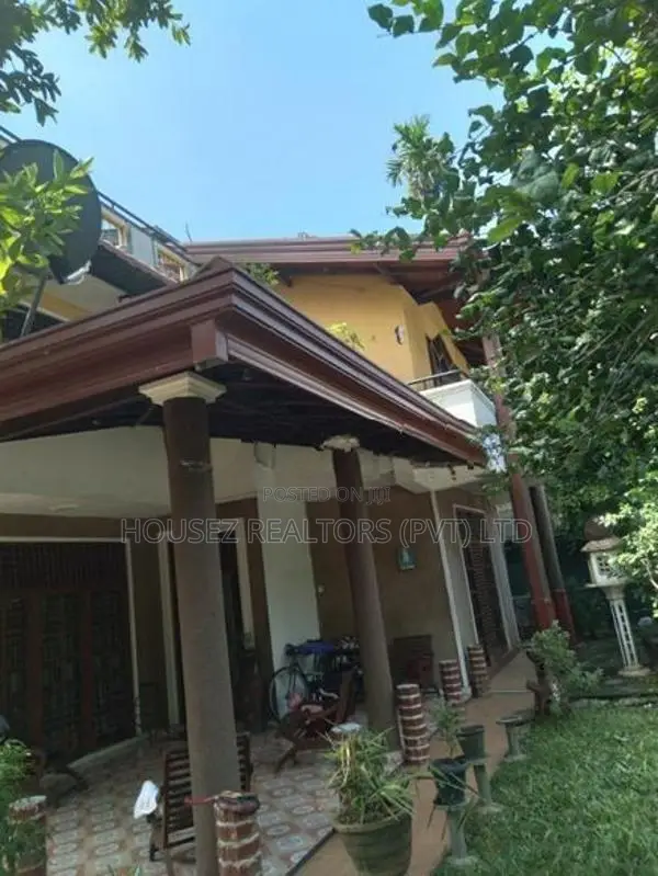 Spacious 25-Perch Property for Sale in Wattala