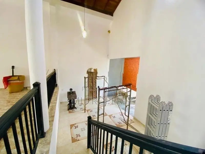 ( YS-1008) Valuable Two Storey House Sale in Homagama