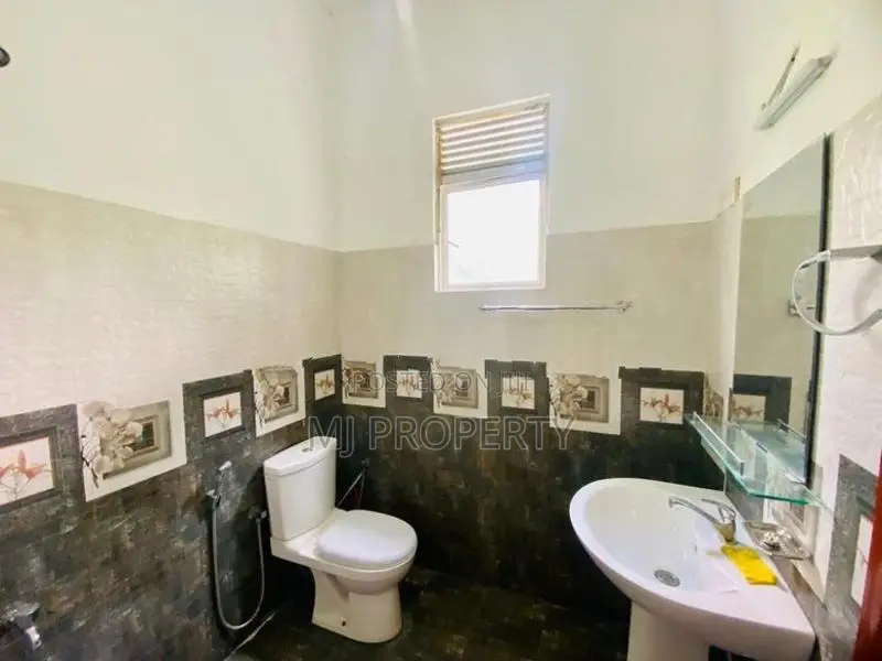 ( YS-1008) Valuable Two Storey House Sale in Homagama