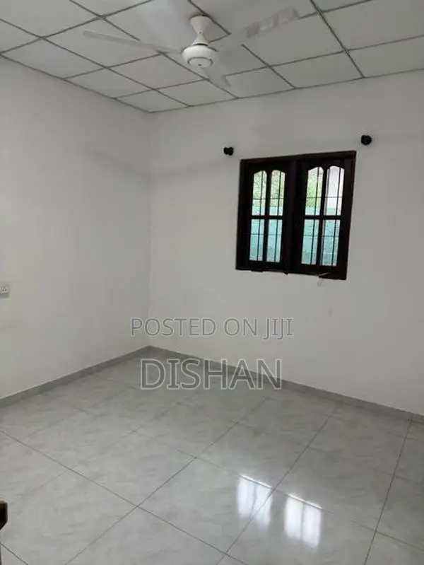 House For Rent In Kahathuduwa