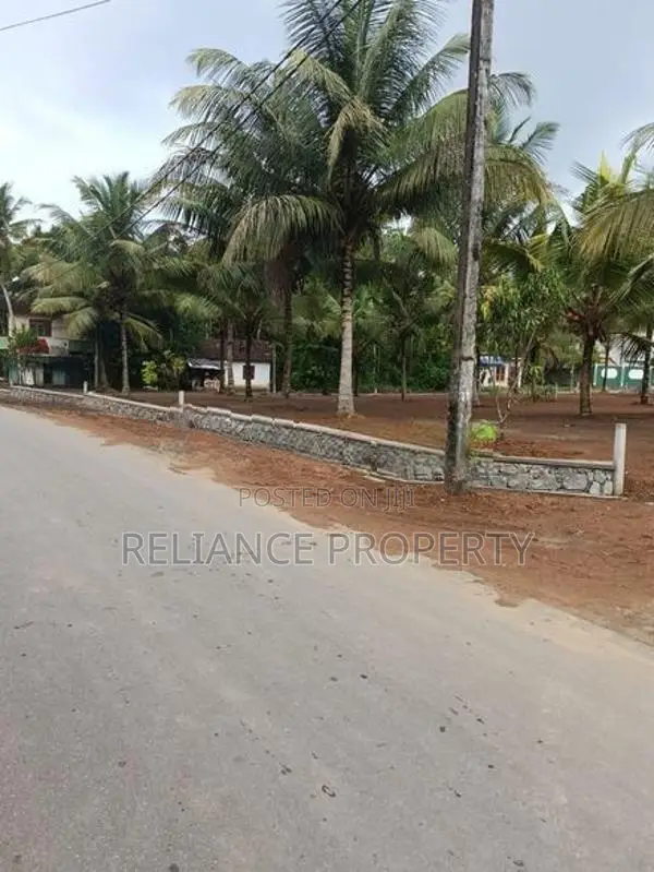 Land for Sale in Homagama