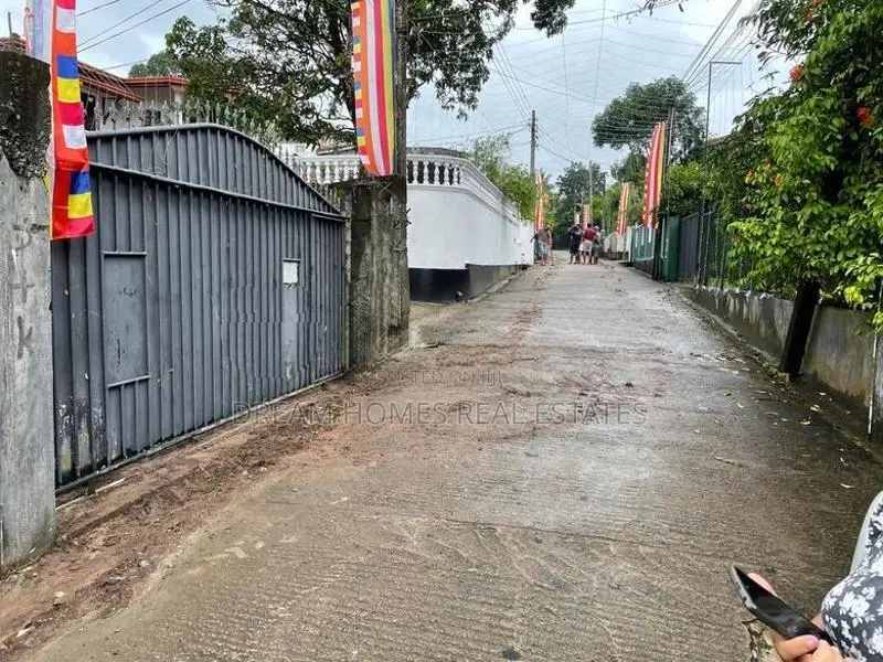 21.6 Perch Land for Sale – Kottawa