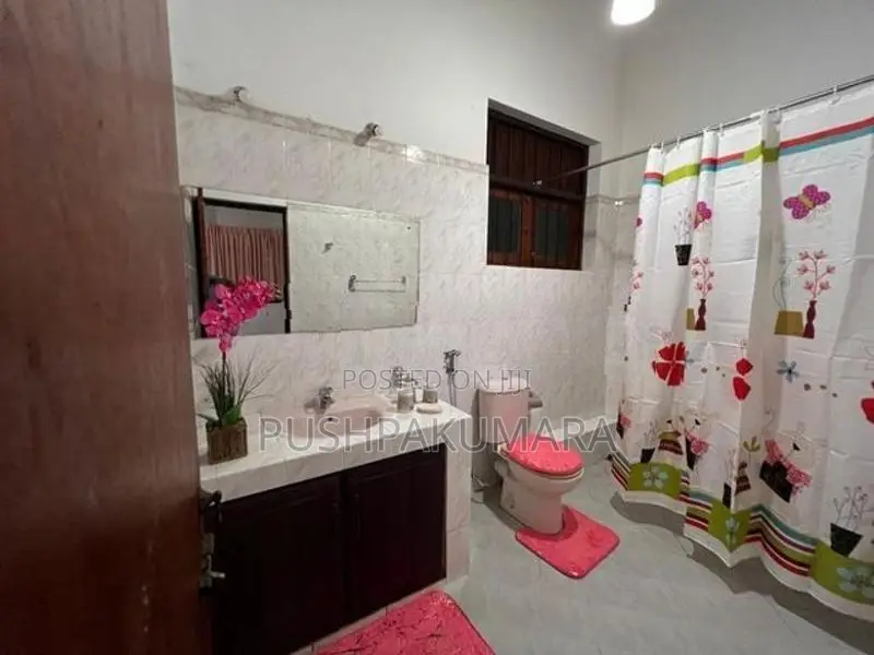 House Rent in Pelawatta ( FILE NO 5596B) 500 M to Junction
