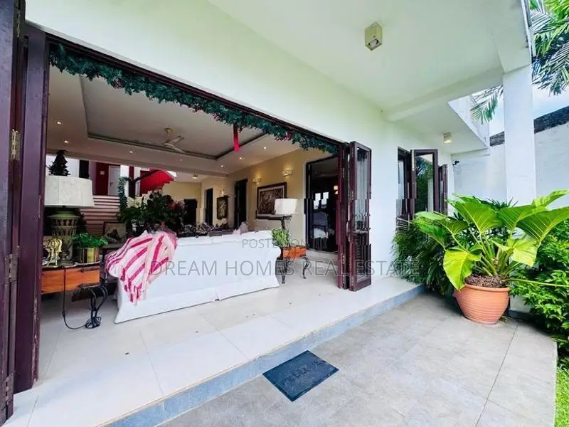 6BR 5BA House for Sale – Colombathanthri Mawatha