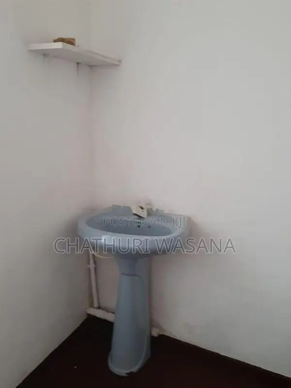 Room for Rent at Mount Lavinia