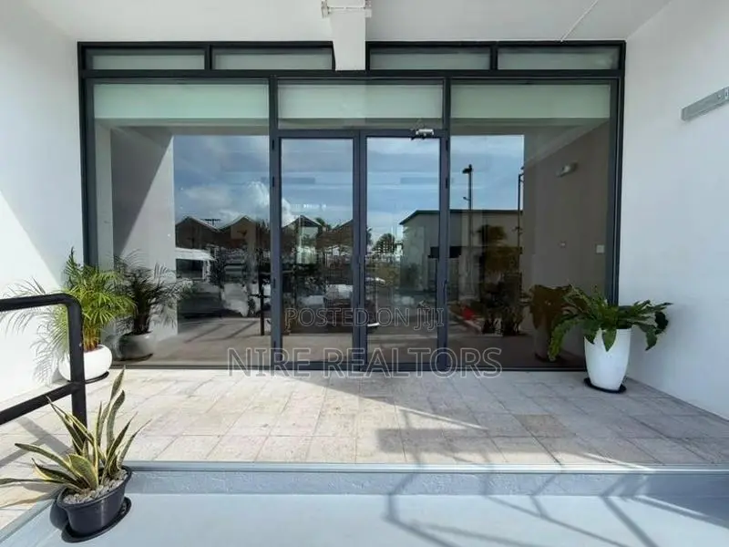 Brand-New Commercial Office Floor for Rent – Port City Colombo